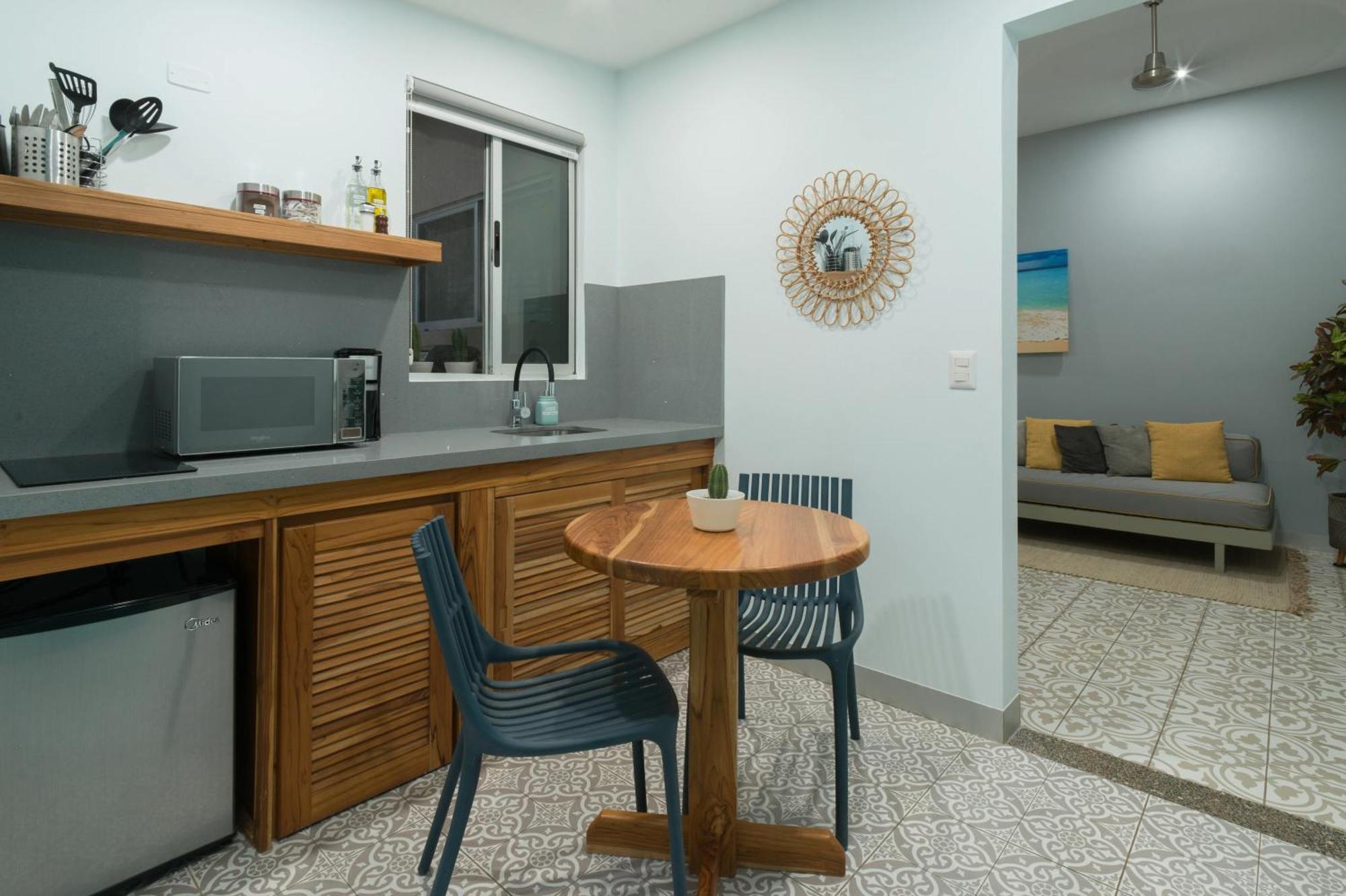 Tamarindo Bay Suites - Self Check In, Adults Only Zewnętrze zdjęcie